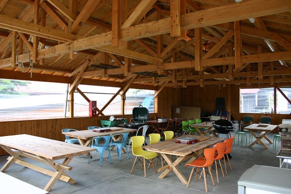 Inside of Large BBQ area of Urban Camping Asagiri Takarayama in Fujinomiya City, a campsite with a view of Mt. Fuji.